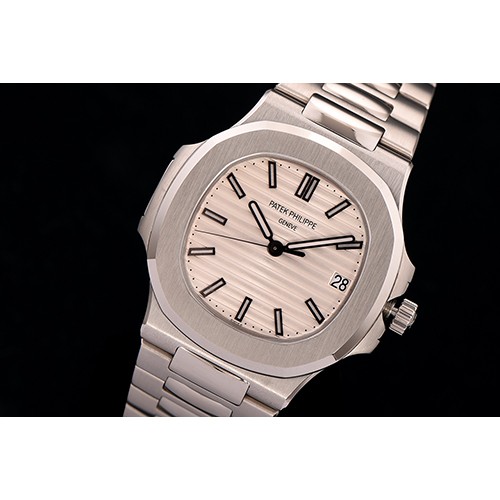 파텍필립 노틸러스-20 5711 1A-011